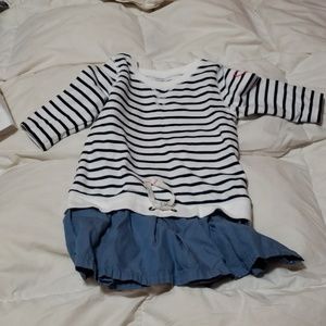 Carter's  girls dress size 6